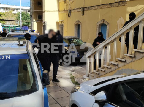 Στον ανακριτή οι δύο συλληφθέντες για τα οπλοστάσια στα Χανιά