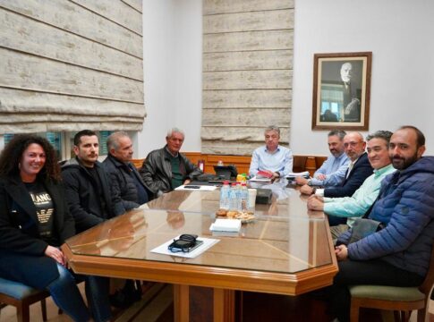 Συνάντηση Περιφερειάρχη Κρήτης με το Διοικητικό Συμβούλιο Του Συλλόγου Ενοικιαζόμενων Αυτοκινήτων Αν. Κρήτης