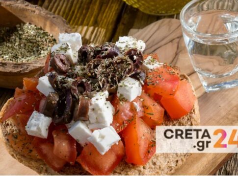 Taste Atlas: Κορυφαία σαλάτα του κόσμου ο ντάκος – Πέντε ελληνικές στη λίστα με τις καλύτερες