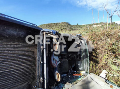 Θανατηφόρο τροχαίο στην Ηρακλείου-Μοιρών – Σοκάρουν οι εικόνες του μοιραίου αγροτικού