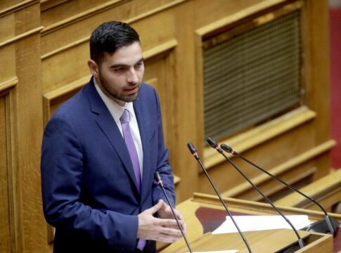 Τη διόρθωση της προκήρυξης Ελεγκτών Εναέριας Κυκλοφορίας ζήτησε ο Κεφαλογιάννης από τους αρμόδιους Υπουργούς.