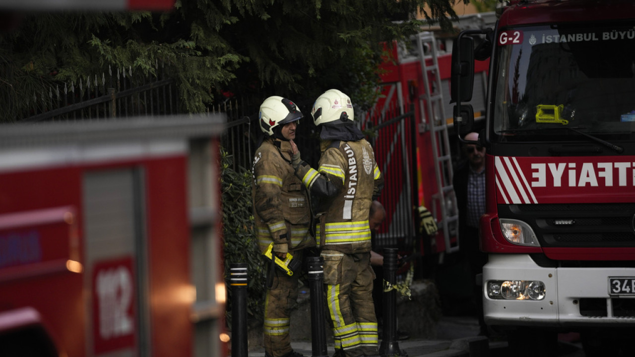 Τραγωδία στην Τουρκία: Δύο ακόμα συλλήψεις για τη φονική πυρκαγιά σε ξενοδοχείο