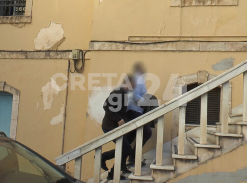 Xανιά: Απολογούνται οι δύο γυναικολόγοι που κατηγορούνται για εμπλοκή στο κύκλωμα εμπορίας βρεφών