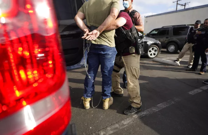 Μετανάστες