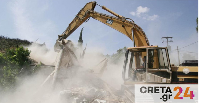 Αποκεντρωμένη Διοίκηση Κρήτης: Συνεχίζονται οι κατεδαφίσεις σε παραλίες