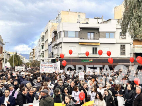 Δύο χρόνια από την τραγωδία των Τεμπών: Μαζική συμμετοχή στο συλλαλητήριο στο Ηράκλειο
