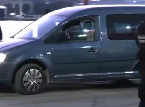 Έφτασε στον Πειραιά η σορός του 3χρονου Άγγελου: Σήμερα το τελευταίο αντίο