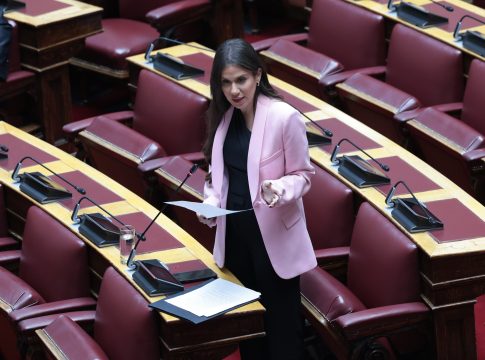 Ελένη Βατσινά: Άμεση ανάγκη προσλήψεων στις Κτηνιατρικές Υπηρεσίες της Περιφέρειας Κρήτης