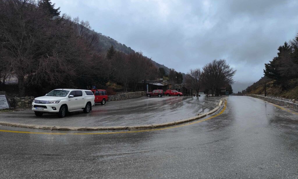 Εξακολουθεί να αγνοείται ο 20χρονος στο φαράγγι της Σαμαριάς – Υπό κακές καιρικές συνθήκες οι έρευνες (βίντεο)