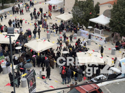 Κρουσανιώτικο Καρναβάλι: Αψήφησαν το κρύο και το έριξαν στο χορό