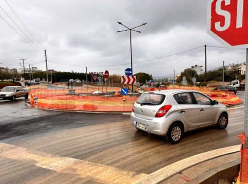 Μαλεβίζι: Σε κυκλοφορία δόθηκε ο κυκλικός κόμβος στην περιοχή της Ανόδου