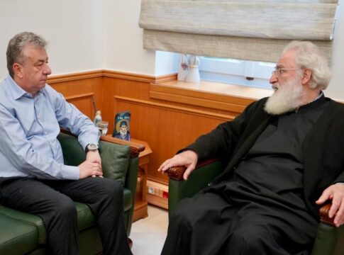 Με τον Μητροπολίτη Αρκαλοχωρίου, Καστελλίου και Βιάννου συναντήθηκε ο Περιφερειάρχης Κρήτης