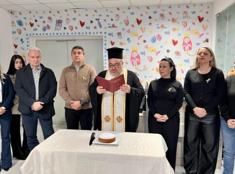 O Λ. Αυγενάκης στην κοπή της πίτας του Παγκρήτιου Συλλόγου Γονέων και Φίλων Παιδιών με Νεοπλασία “Η Ηλιαχτίδα”