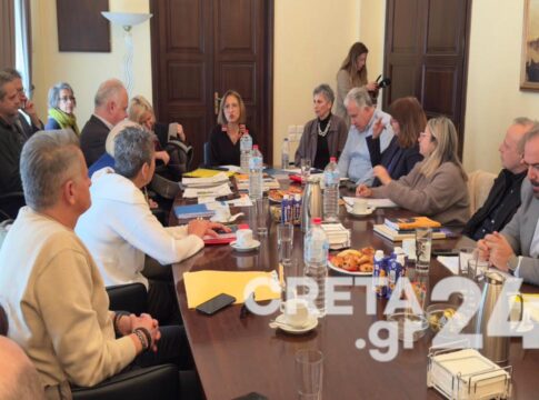 Ο Συνήγορος του Πολίτη επιμένει για τη διαγραφή των οφειλών από τους δήμους