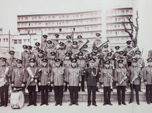 Όταν ο Μανώλης Λιδάκης ήταν μουσικός στη Φιλαρμονική του Δήμου Ηρακλείου