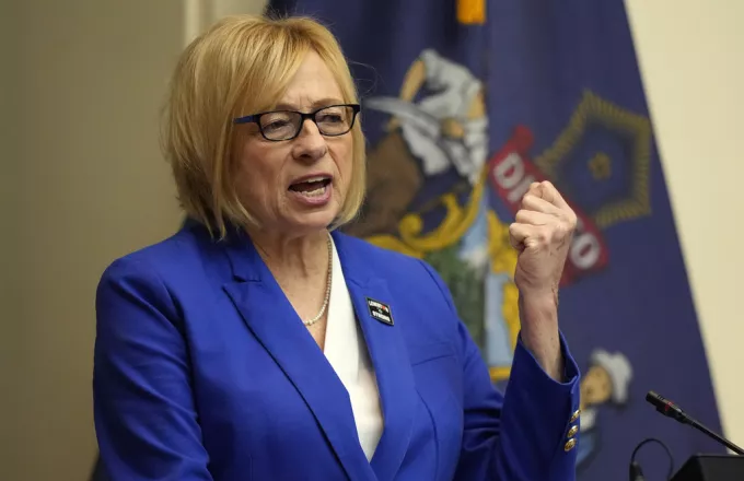 κυβερνήτης Μέιν