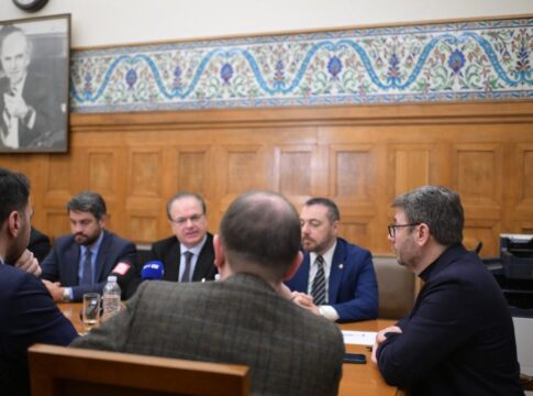 Σε ενημερωτική συνάντηση με τον Ν. Ανδρουλάκη, ο Δήμαρχος Χανίων, Π. Σημανδηράκης