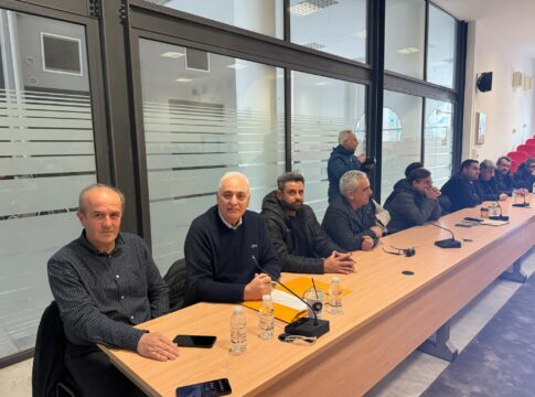 Στη σύσκεψη για τη μελέτη διαχείρισης των υδάτων της Κρήτης μετείχε ο Δήμαρχος Βιάννου