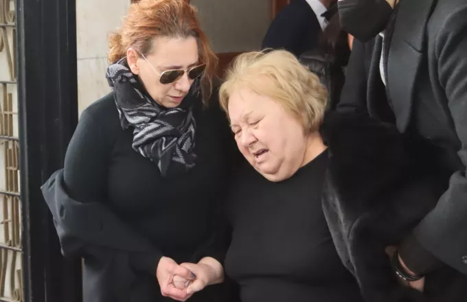 Συγκινεί η μητέρα του Ιάσονα Τριανταφυλλίδη: «Τα τελευταία λόγια του ήταν "στη ζωή μου σε αγάπησα πολύ"»