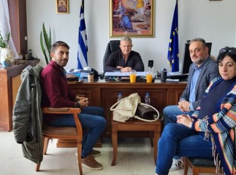 Συνάντηση αντιπροσωπείας του Κινήματος Δημοκρατίας με το Δήμαρχο Φαιστού