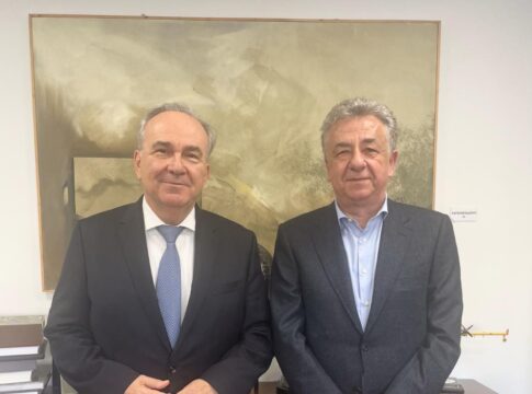 Συνάντηση Περιφερειάρχη Κρήτης με τον Αν. Υπουργό Εθνικής Οικονομίας και Οικονομικών