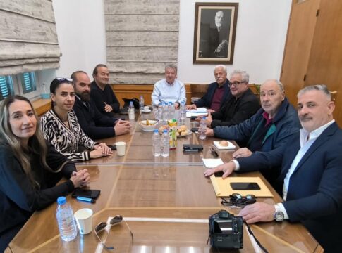 Συνάντηση Περιφερειάρχη Κρήτης με τον Δήμαρχο Αποκορώνου