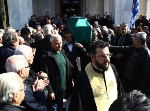Τάκης Οικονομόπουλος: Το ύστατο «χαίρε» στο μυθικό τερματοφύλακα του Παναθηναϊκού