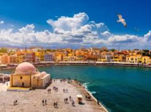 Ξεκινά η τοποθέτηση των νέων, βυθιζόμενων μπαρών στην παλιά πόλη και το Ενετικό Λιμάνι Χανίων