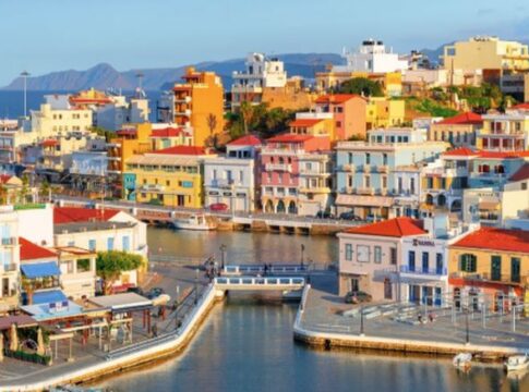 Αγανάκτηση απο τις βυθίσεις στην τάση του ρεύματος – Πολλά τα προβλήματα στον Αγιο Νικόλαο και όχι μόνο