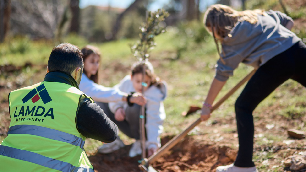 Ανάσα ζωής στην Πεντέλη - Η LAMDA Development συμβάλλει στην αναβάθμιση του φυσικού περιβάλλοντος