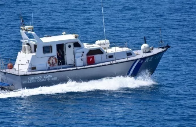 Επιχείρηση διάσωσης 43 μετανάστες που εντοπίστηκαν νότια της Γαύδου