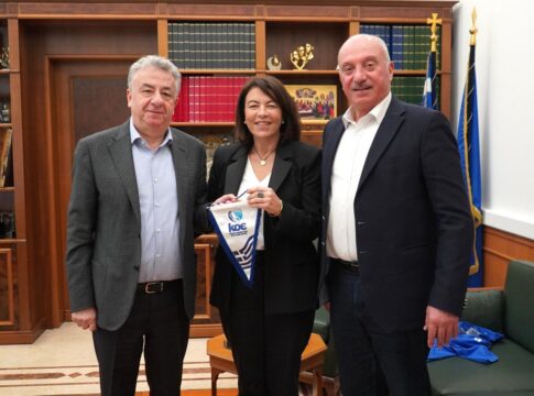 Επίσκεψη του Προέδρου της Κολυμβητικής Ομοσπονδίας Ελλάδος στον Περιφερειάρχη Κρήτης