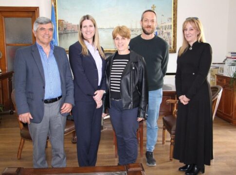 Εθιμοτυπική επίσκεψη Προξένου Καναδά, V. Nobert, στο Δημαρχείο Χανίων