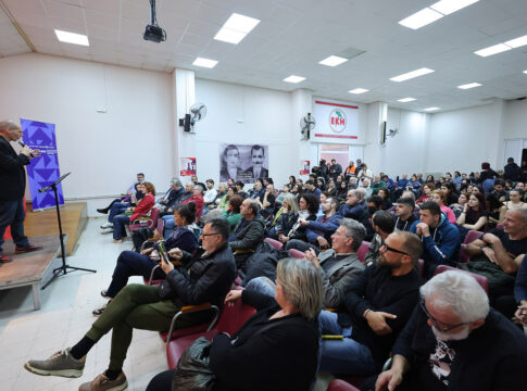 Γ. Βαρουφάκης από Ηράκλειο: «Οι πολίτες έγιναν Λαός. Η ελπίδα να αποκτήσει πολιτική έκφραση»