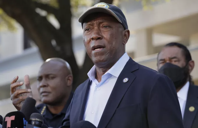 sylvester turner