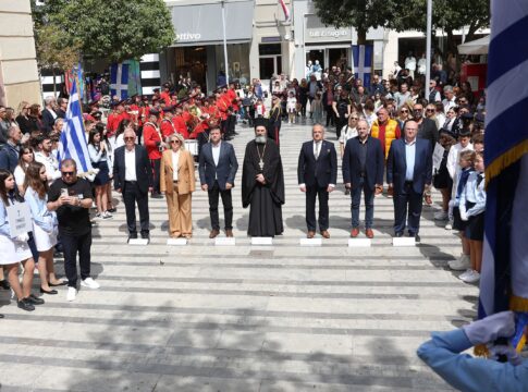 Ηράκλειο | Κατάθεση στεφάνων στο άγαλμα Δασκαλογιάννη για την εθνική επέτειο της 25ης Μαρτίου