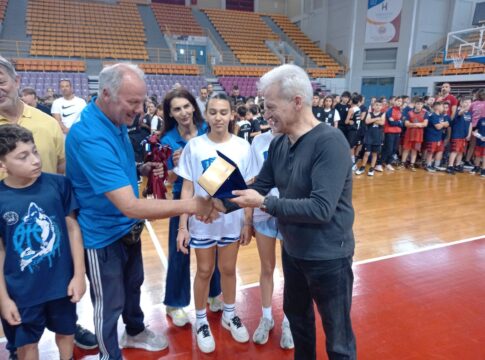 Καλοκαιρινός: Έχει σημασία να αθλούνται τα παιδιά μας και να βρίσκουν διεξόδους – Αθλητικές εγκαταστάσεις και στις γειτονιές