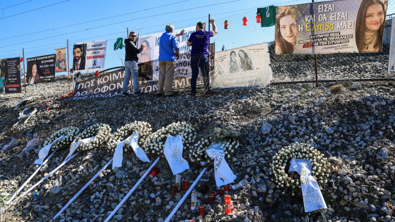 Κατερίνη: Συλλαλητήριο για την τραγωδία των Τεμπών με τη συμμετοχή οικογενειών θυμάτων