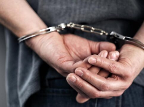 Κρήτη: Καταδικάστηκε πατέρας επειδή χαστούκισε, έβρισε και απείλησε την 8χρονη κόρη του