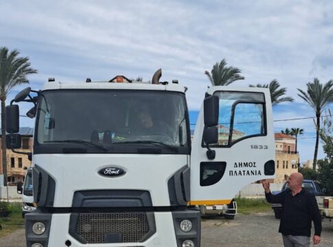 Μαλεβίζι : Προσφορά ενός απορριμματοφόρου από το Δήμο Πλατανιά