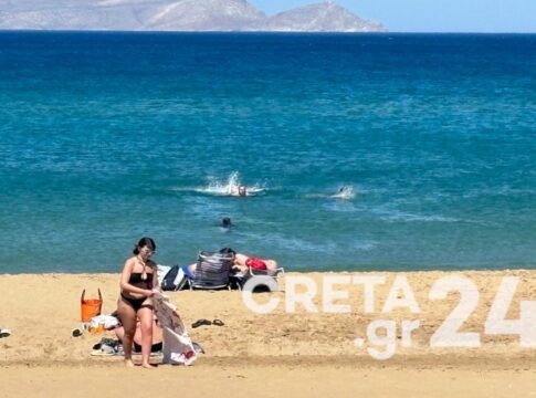 Μάρτιος όπως… Ιούνιος – «Βουρ» για τις παραλίες οι Κρητικοί με τα πρώτα 30άρια