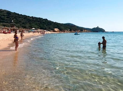 Μεγάλη εθελοντική πρωτοβουλία καθαρισμού στις ακτές των Χανίων