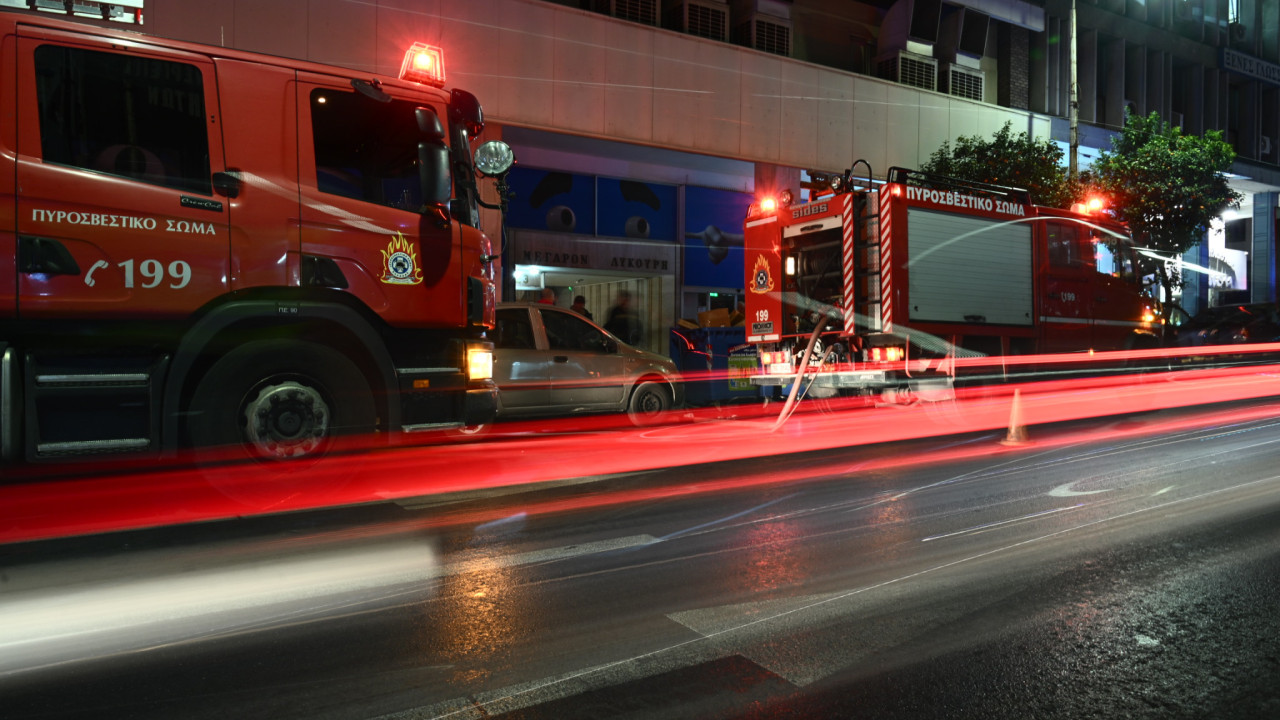 Νέος Κόσμος: Φωτιά σε αρτοποιείο - Σοβαρές ζημιές