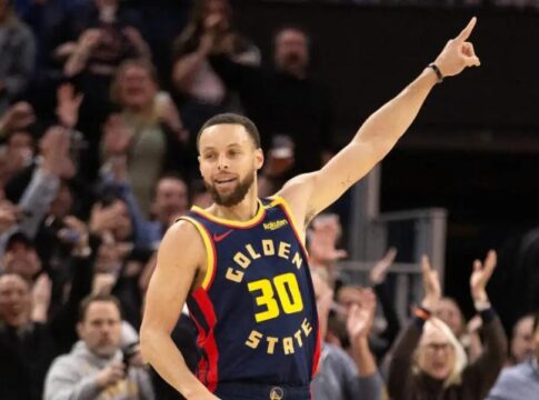 Ο Στεφ Κάρι έσπασε το φράγμα των 4.000 τριπόντων στο ΝΒΑ