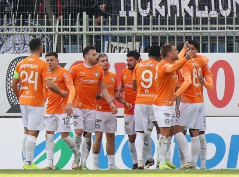 ΟΦΗ: Νίκη για να «κλειδώσει» την 8αδα