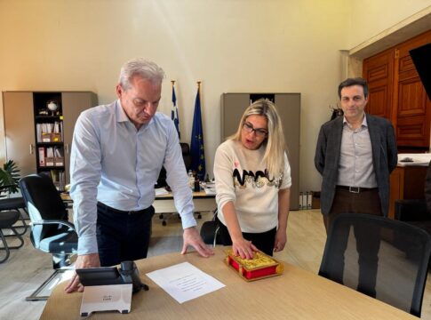 Ορκωμοσία δύο νέων υπαλλήλων στο Δήμο Ηρακλείου