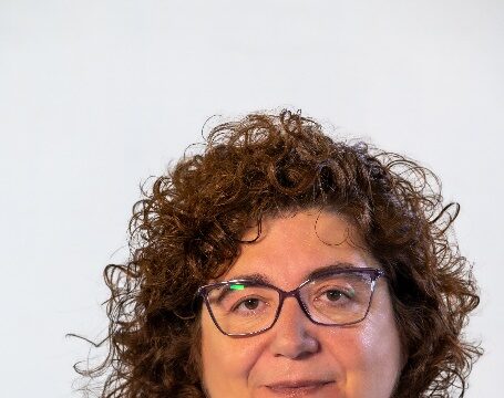 Παραμένει στο τιμόνι της Ένωσης συλλόγων γονέων Δήμου Αγίου Νικολάου η Κατερίνα Σπυροπούλου