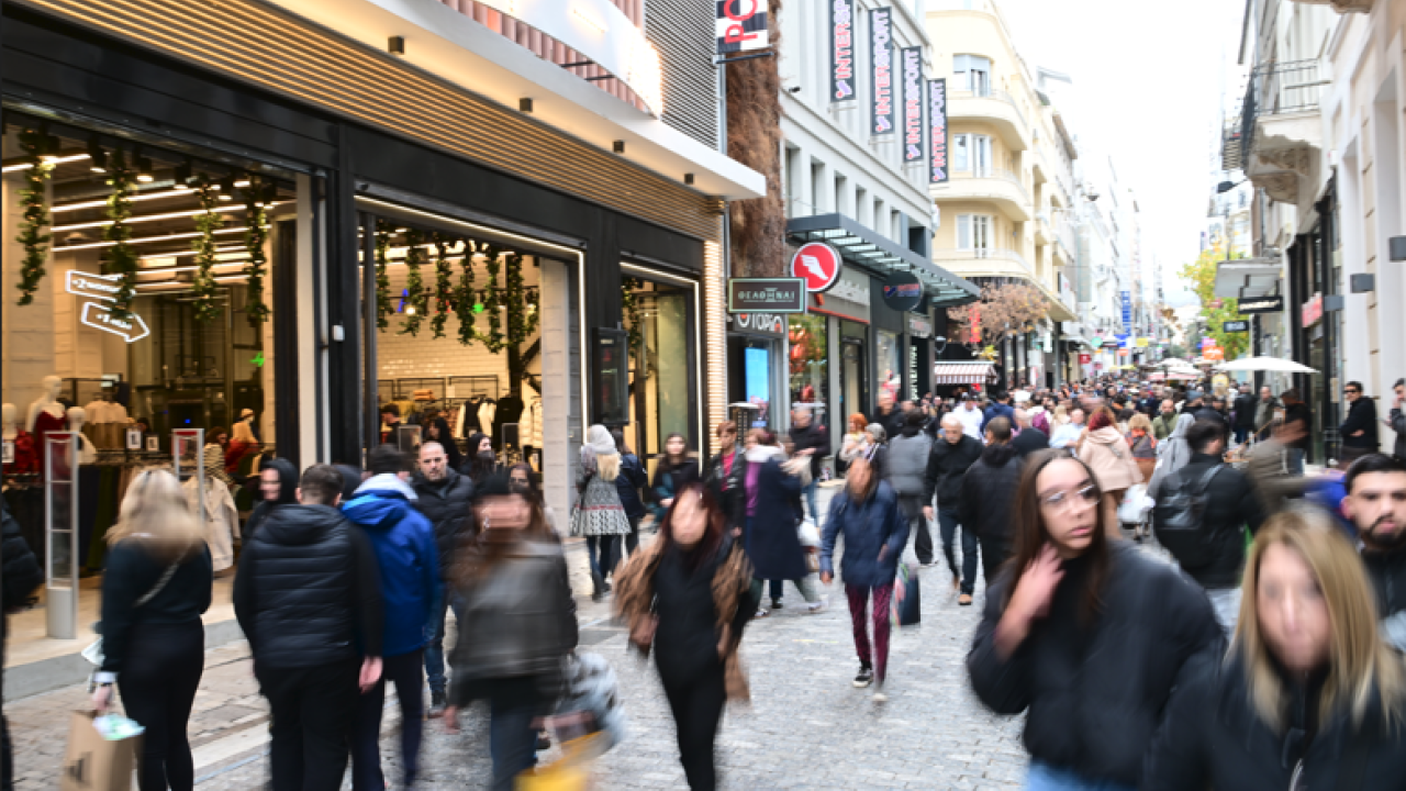 Πάσχα: Το εορταστικό ωράριο για τα καταστήματα στην Αθήνα