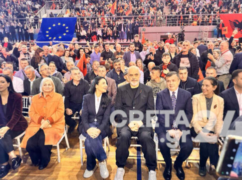 Πλήθος κόσμου στην ομιλία Ράμα στα Χανιά – Προανήγγειλε την ίδρυση αλβανικού προξενείου στην Κρήτη