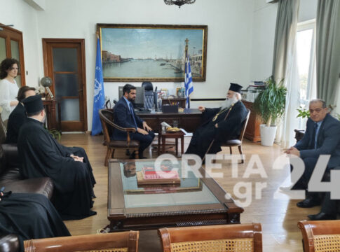 Στο Δημαρχείο Χανίων ο Αρχιεπίσκοπος Κύπρου